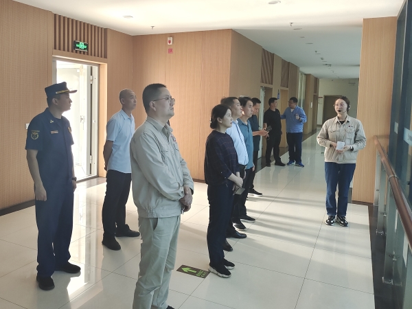 7月11日，彬州市人大委員來(lái)彬州公司調(diào)研聽企業(yè)匯報(bào).jpg